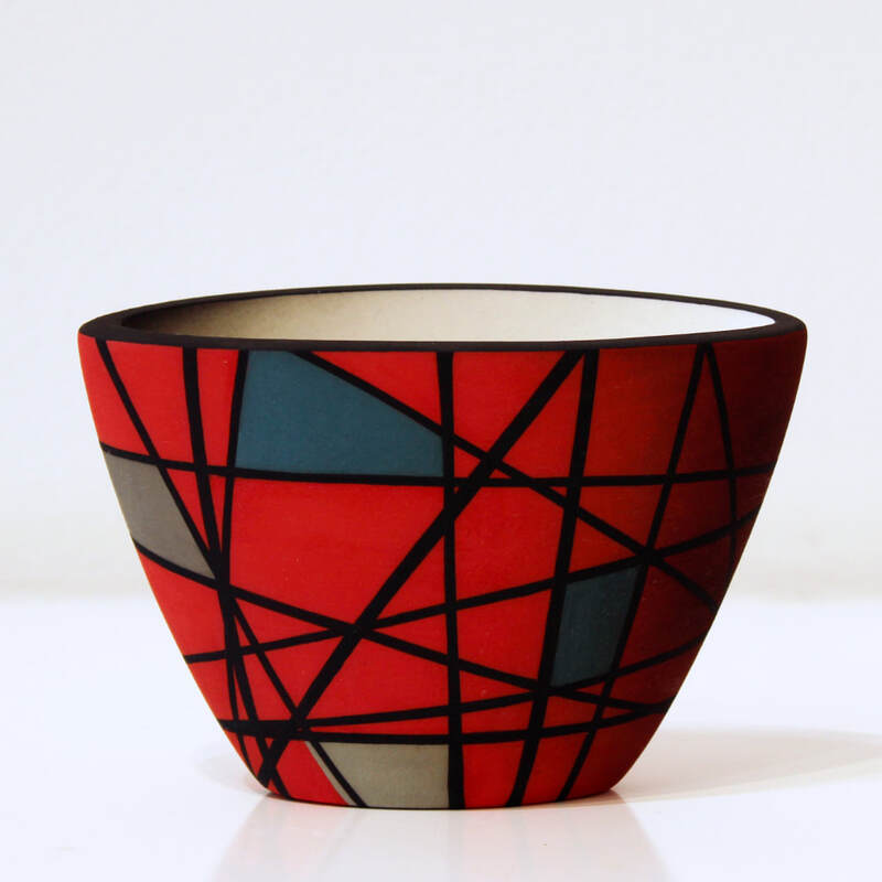 Alice Rose, "Retro Grid (Red)", Ceramic, 90 x 130mm, 2023