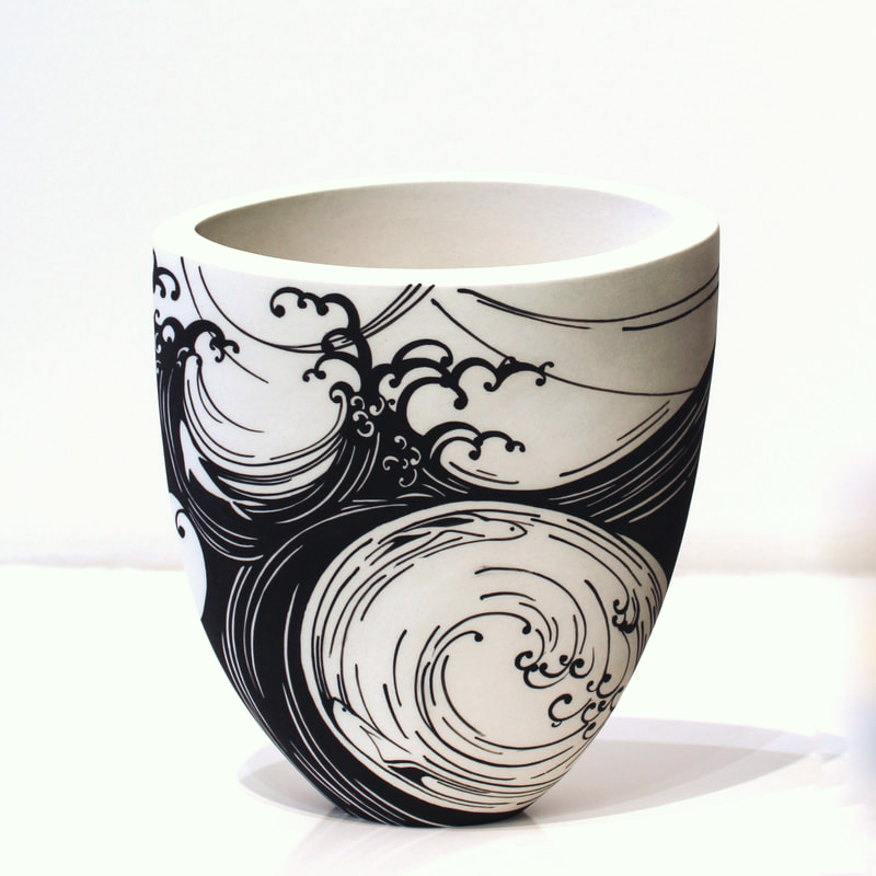 Alice Rose, "Wave", Ceramic,  210mm height, 2023